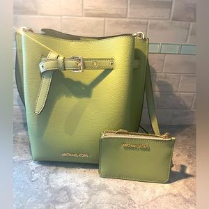 Michael Kors bag and small wallet